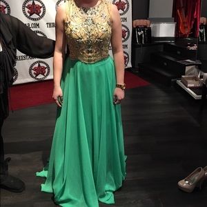 PROM DRESS