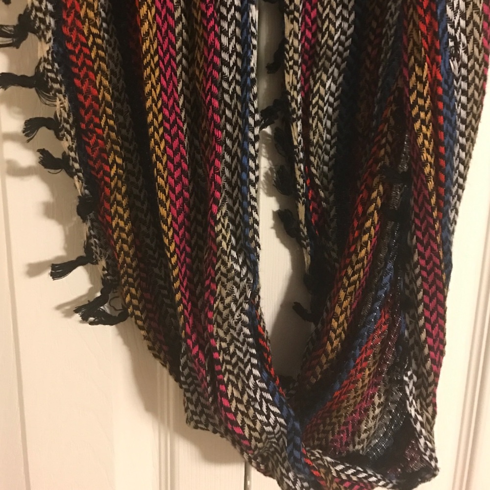 Infinity scarf