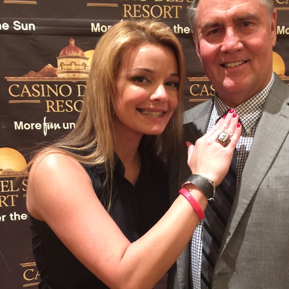 Meet your Posher, Jessica - Picture 2 of 5