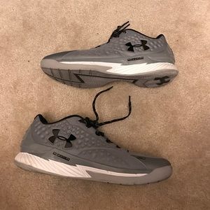 Curry 1 low size 13