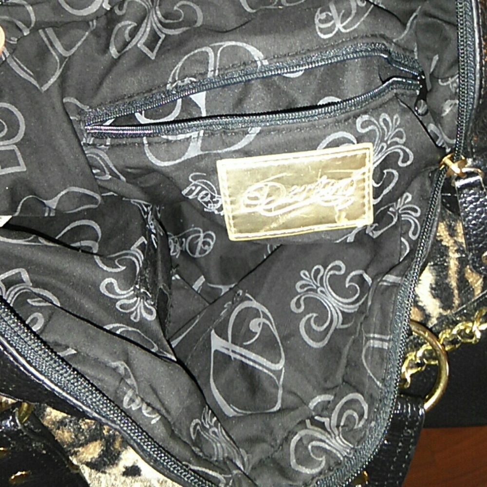 Purse - Picture 2 of 2