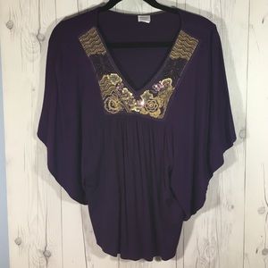 Charming Charlie Tops - Charming Charlie flowy Tunic