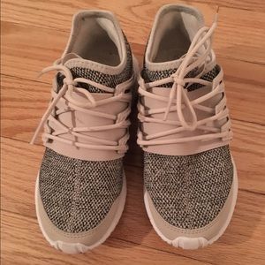 Adidas Tubular
