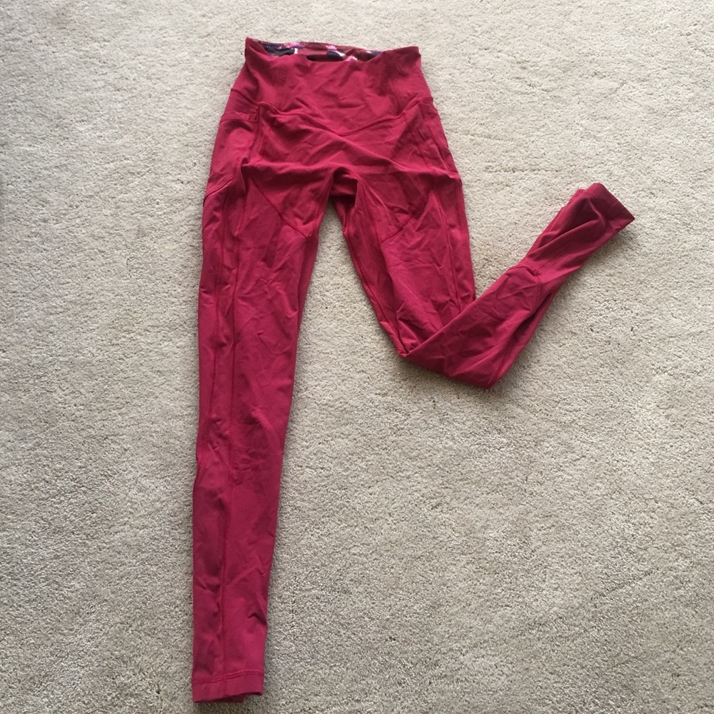 All the right places lulu lemon size 6