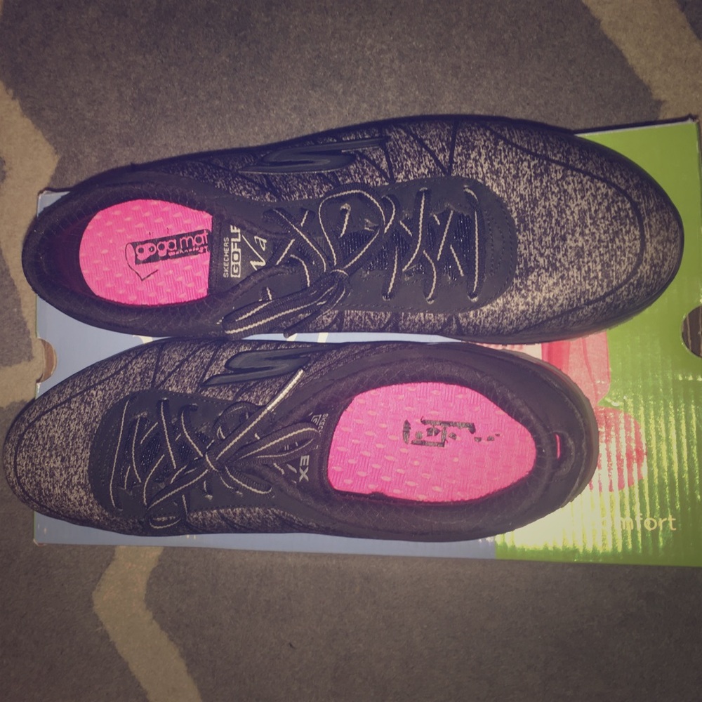 Skechers GoFlex walking shoes