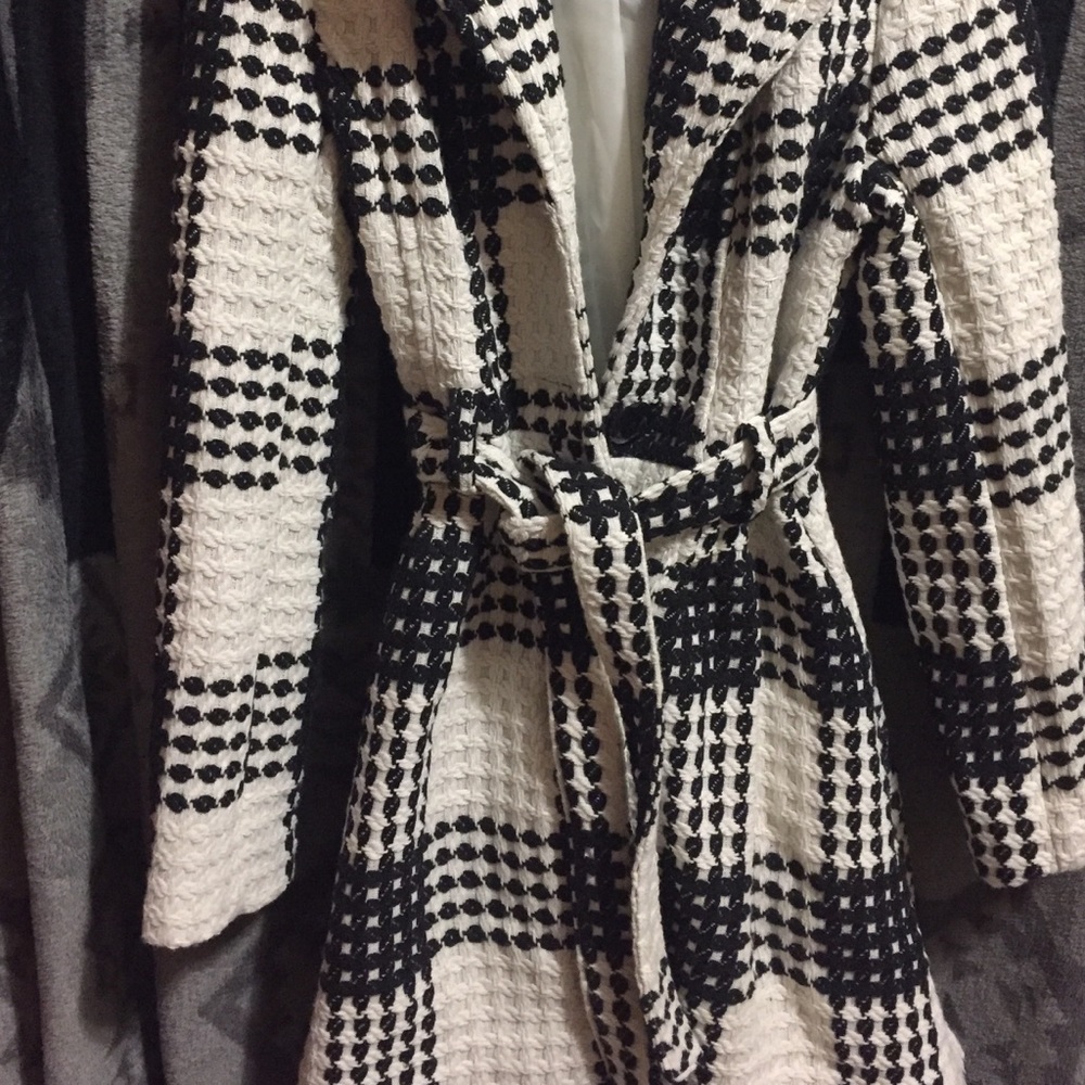 Black & white Candies Coat NWOT