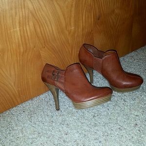 *Stunning* Brown Leather Ankle Boots
