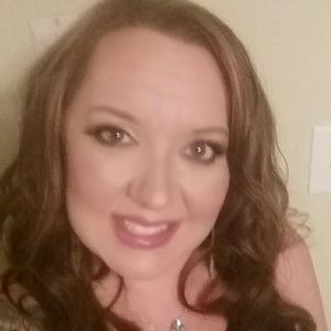 Meet your Posher, Hope