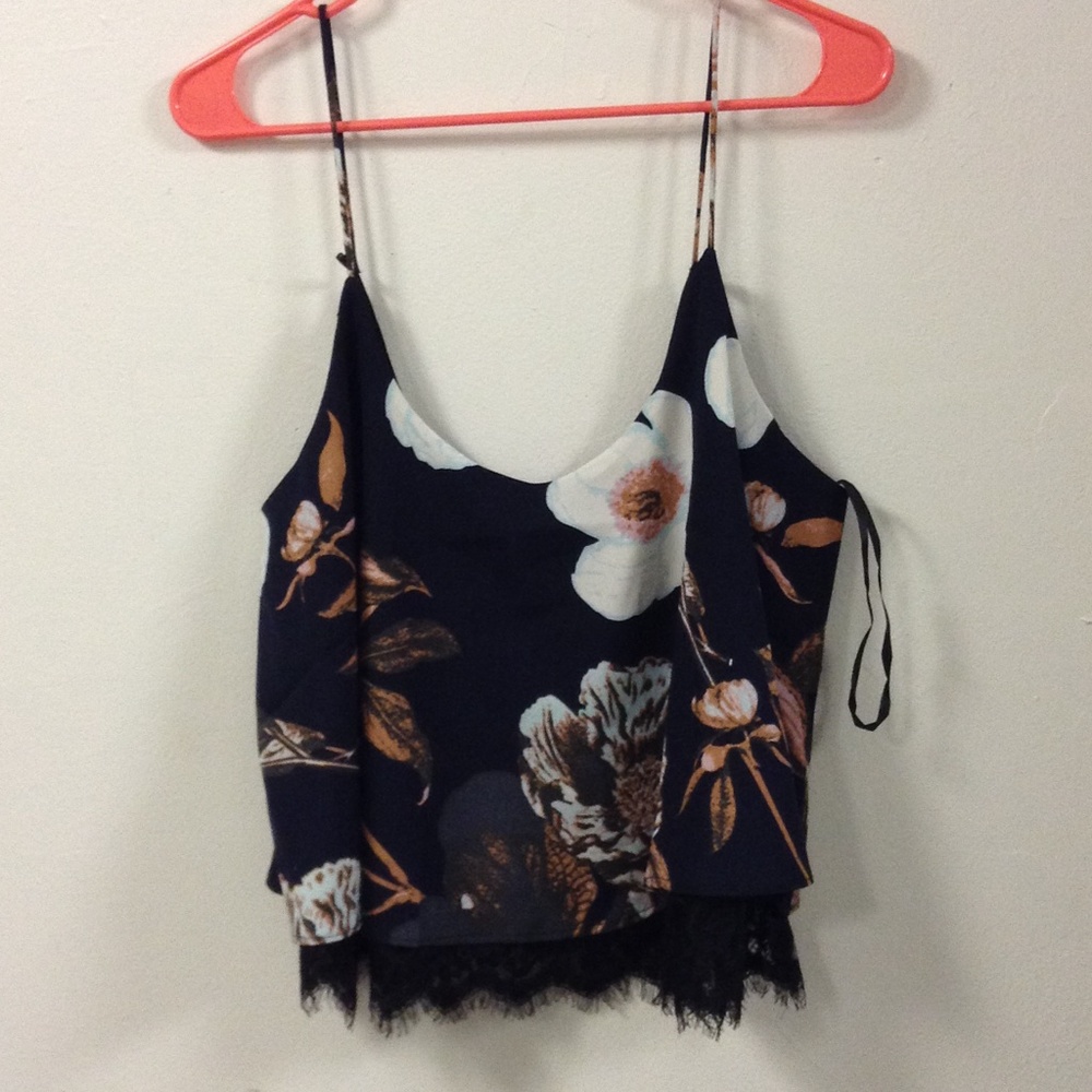 NWT floral & lace crop top