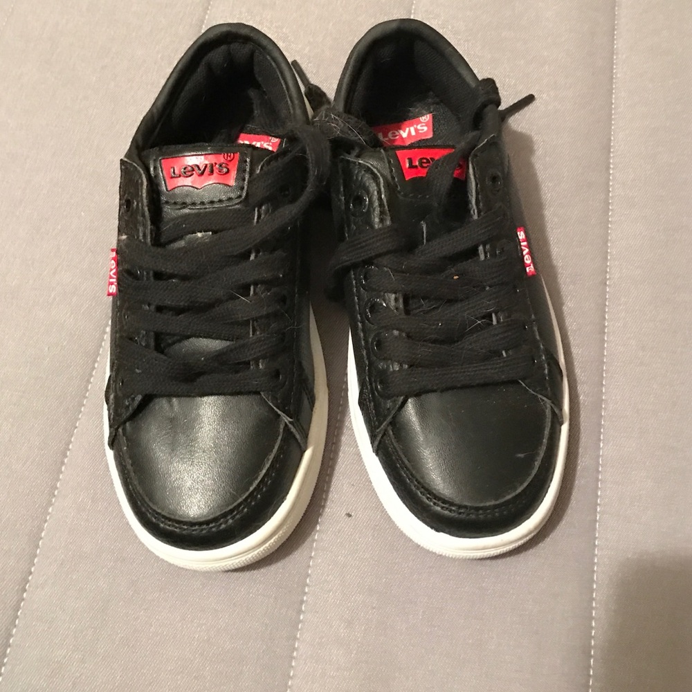 Kids shoes