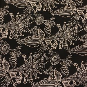 cap sleeve black and white dress