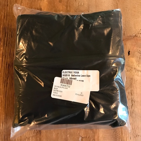 ELECTRIC YOGA Ballerina Lace Up Leggings XS - Picture 6 of 8