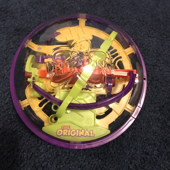 PlaSmart The Original Perplexus Maze Game - Picture 1 of 4