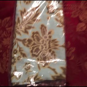 Breastfeeding Coverup