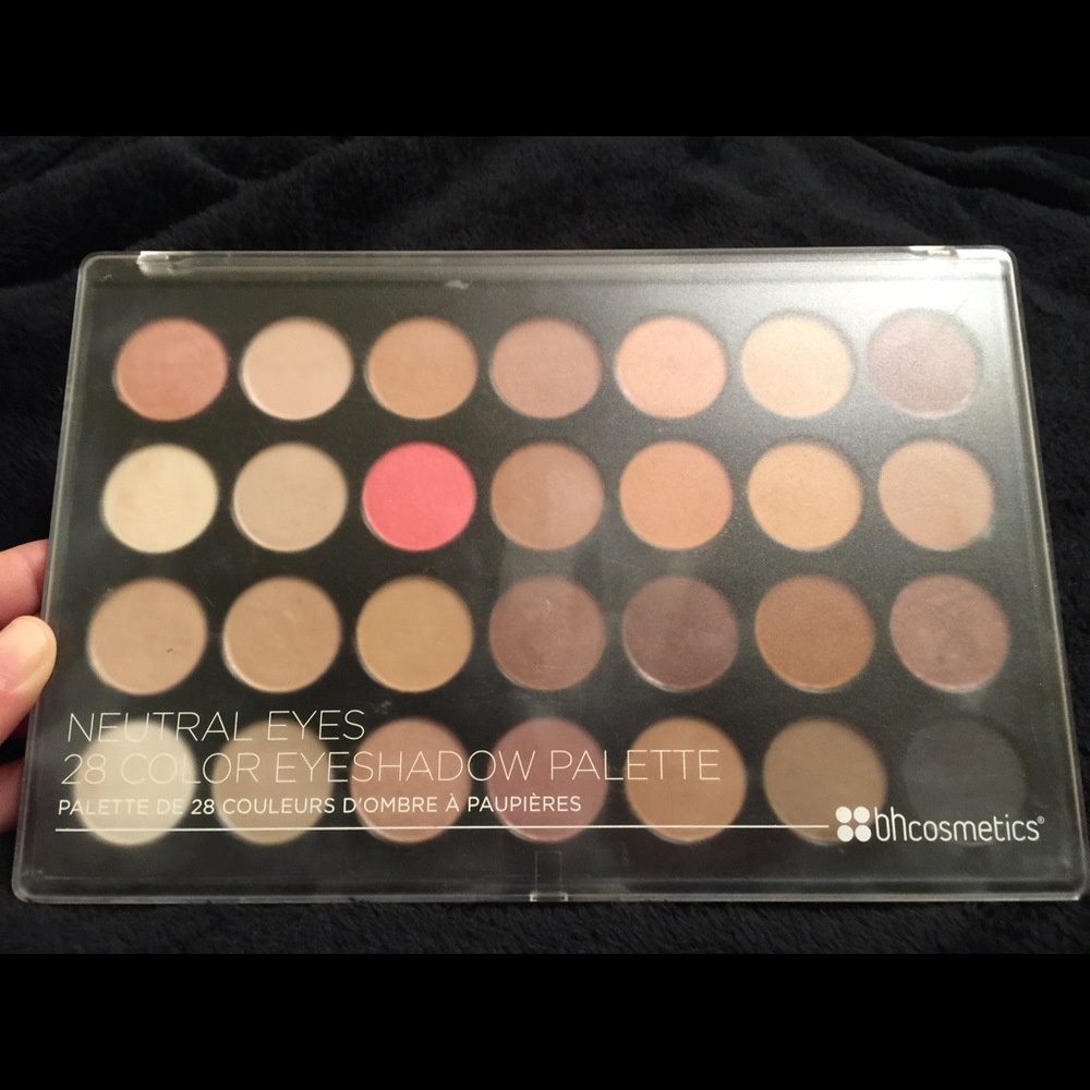 BH Cosmetics Neutral Eyes 28 Color Eye Shadow Set
