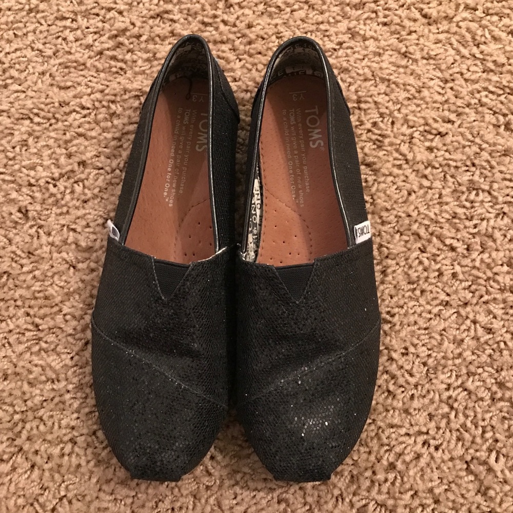 youth black sparkly toms