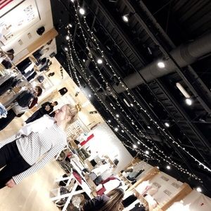 Meet your Posher, Crystal