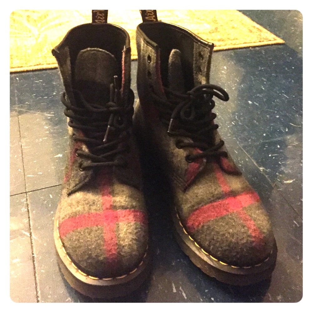 Plaid/ flannel Dr. Martens