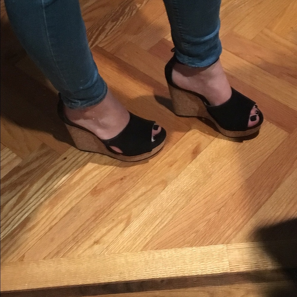LOWEST PRICE! Jimmy choo wedges - like new! - Picture 4 of 6