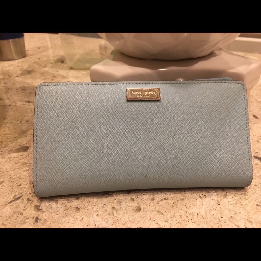 Kate Spade Wallet - Picture 3 of 4
