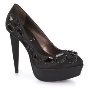Bcbg Dorian pumps $395 sz7.5