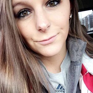 Meet your Posher, Mckenzy