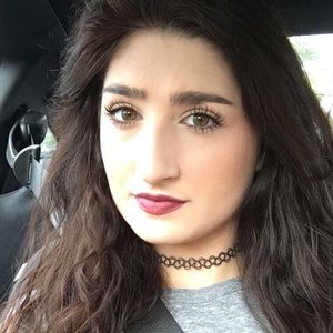 Meet your Posher, Britney