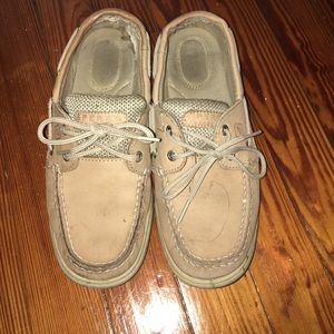 Sperrys!