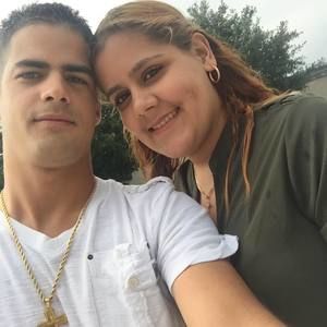 Meet your Posher, Raciel