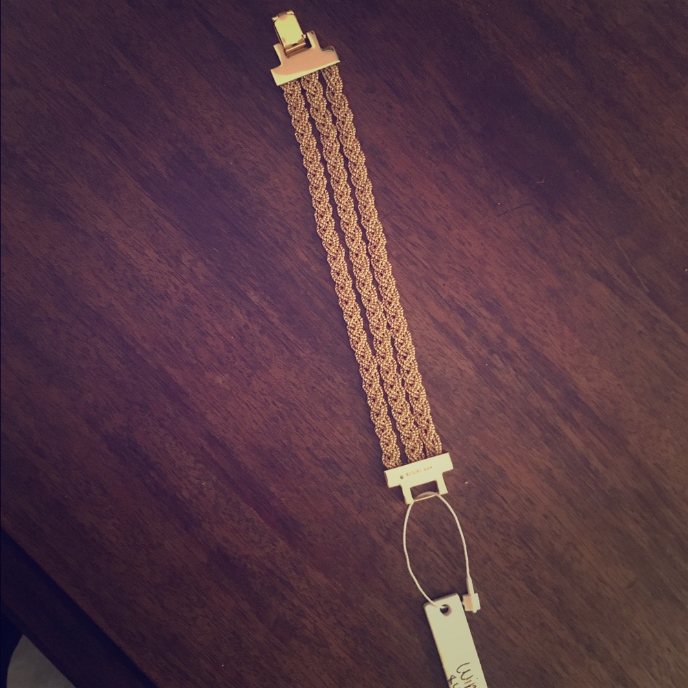 Gold bracelet