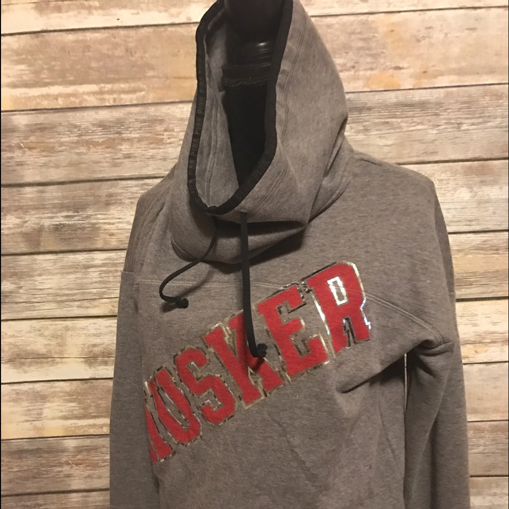 VS Pink Nebraska Huskers Cowl Neck Pullover small