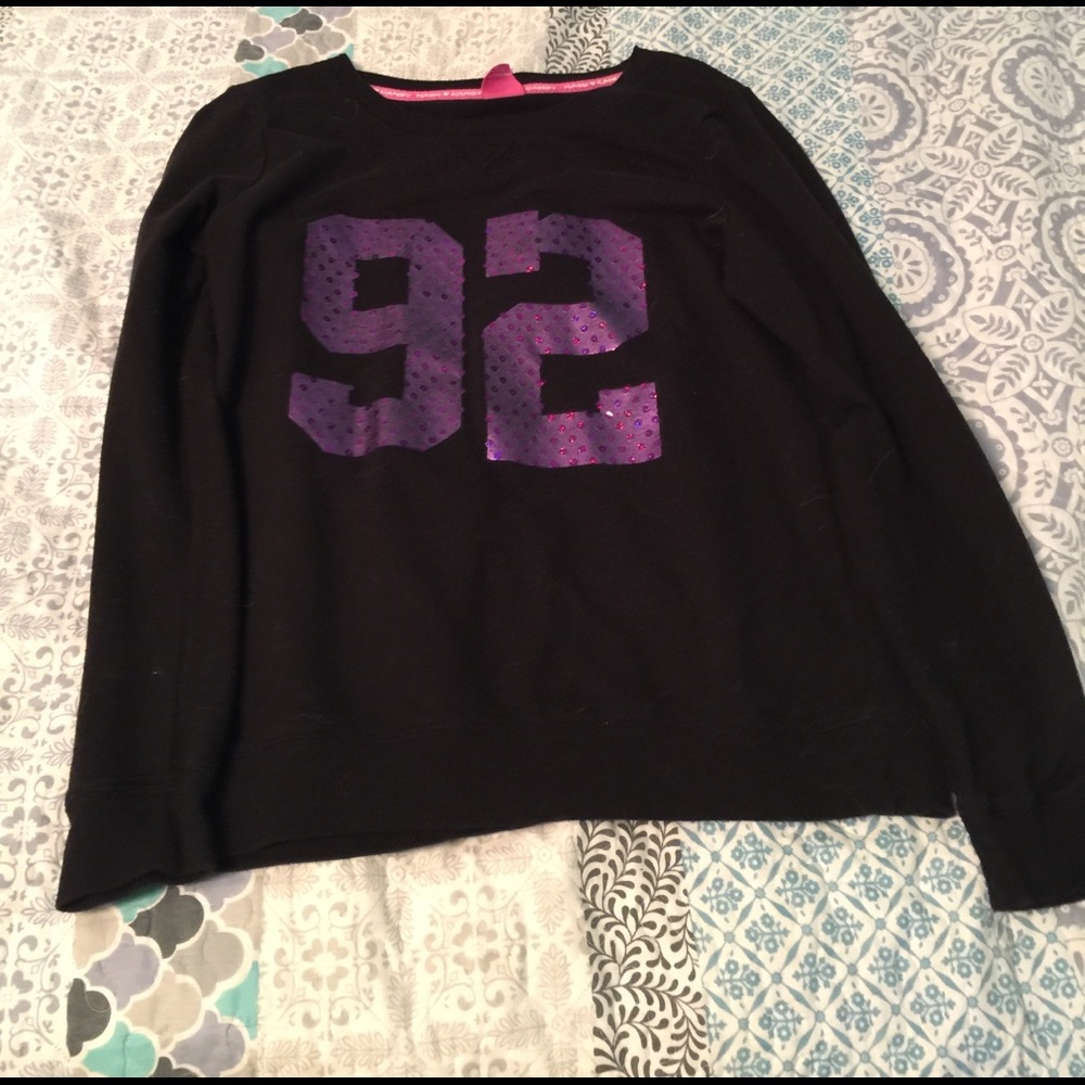 long sleeve shirt it's only been worn twice