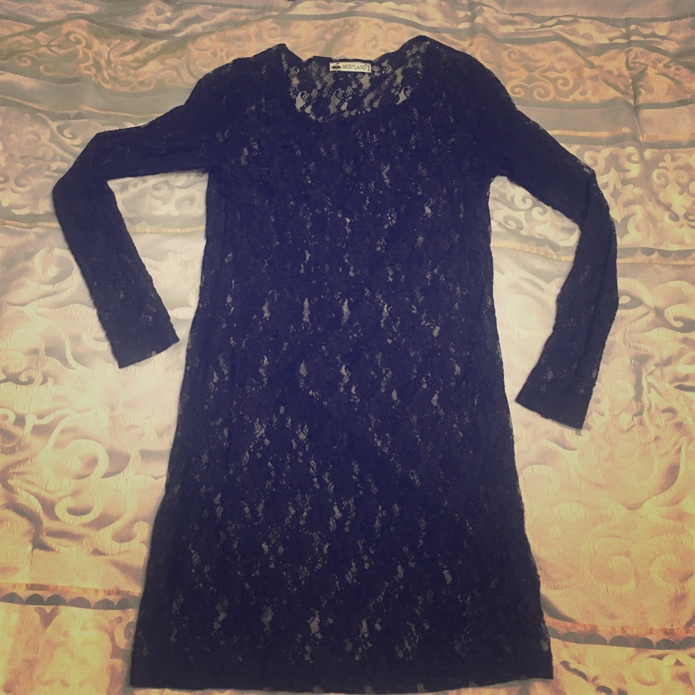 Black lace tunic