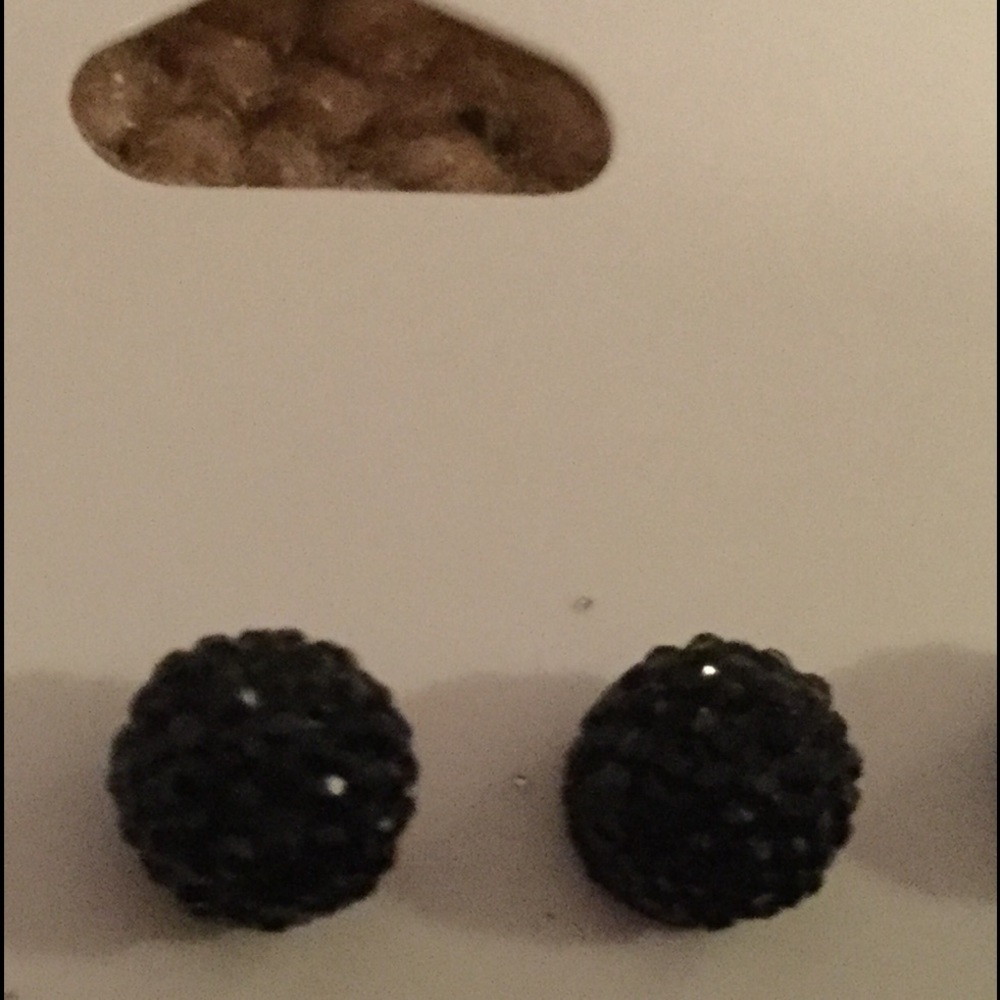 Black earrings