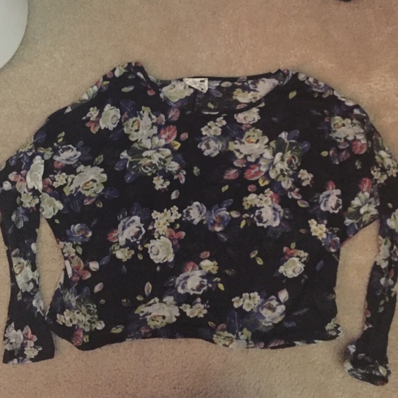 Long sleeve floral blouse - Picture 1 of 2