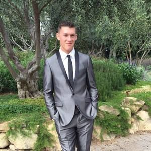 Meet your Posher, Luke