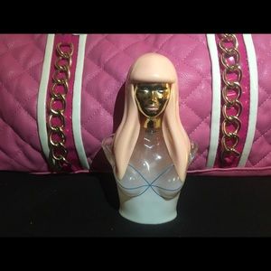 Nicki Minaj bundle