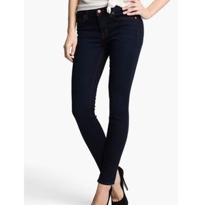 J Brand 811 Skinny Jeans 25