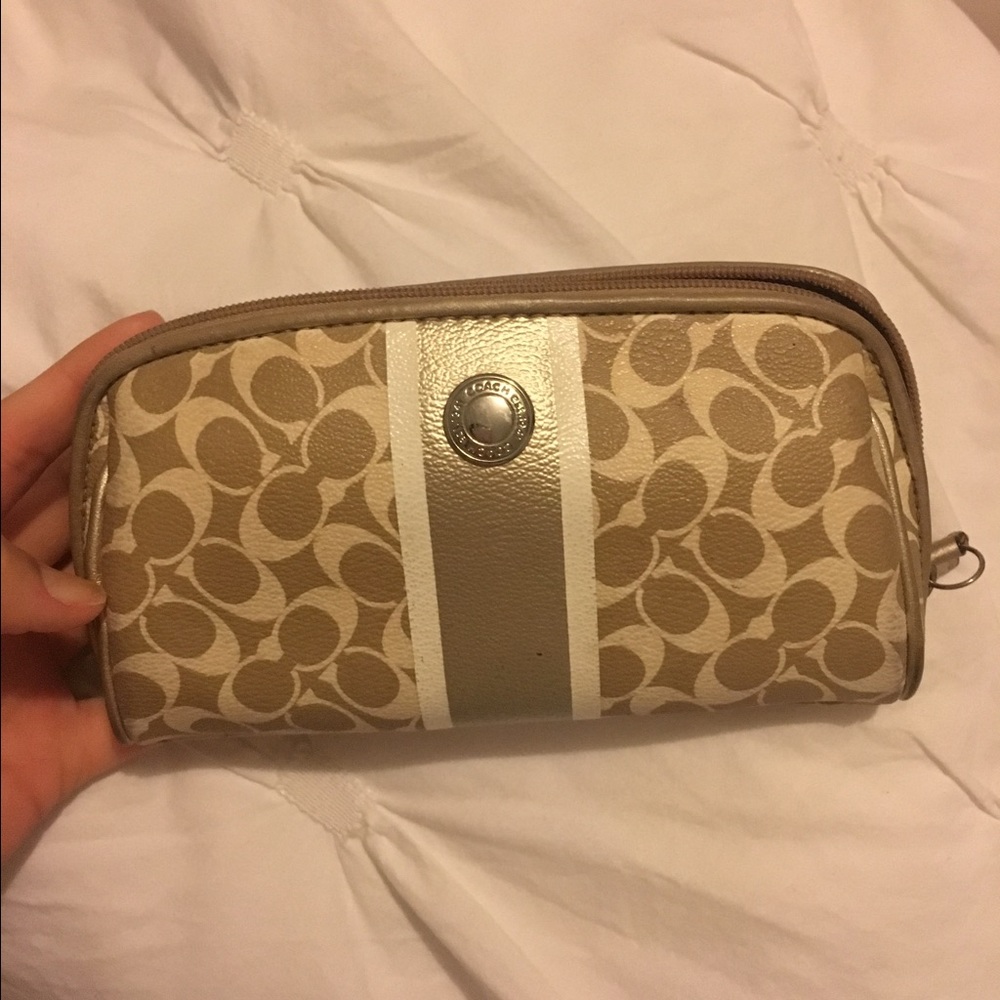 Coach mini makeup bag