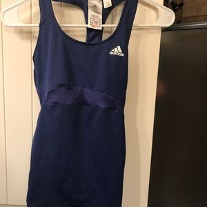 Adidas t-back