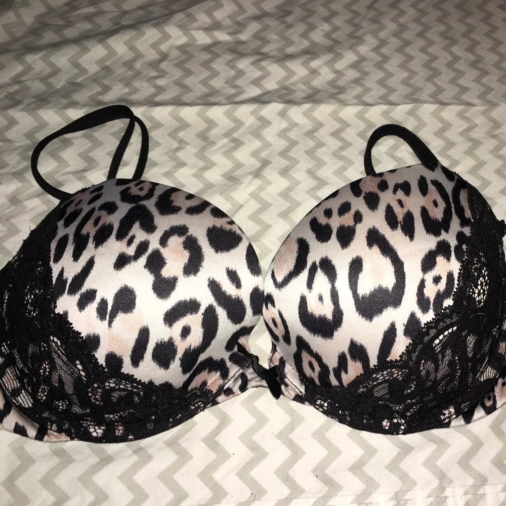 Victoria secret super push up bra