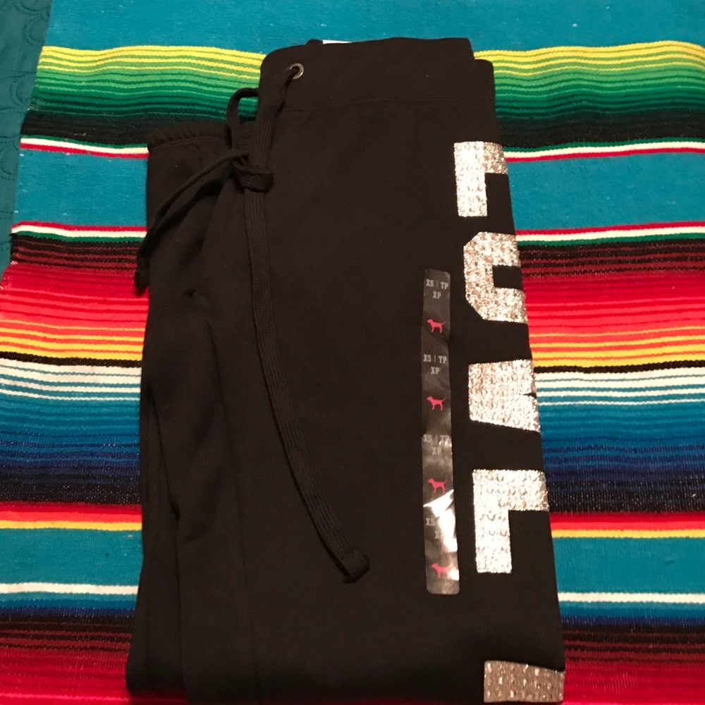 Victoria's Secret PINK Crop Pants