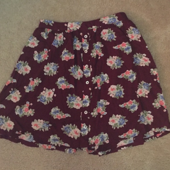 Hollister skirt with floral print - Picture 1 of 2
