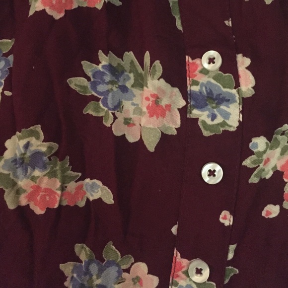 Hollister skirt with floral print - Picture 2 of 2