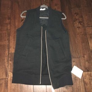 Lululemon vest