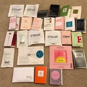 26 sample vials of designer perfume