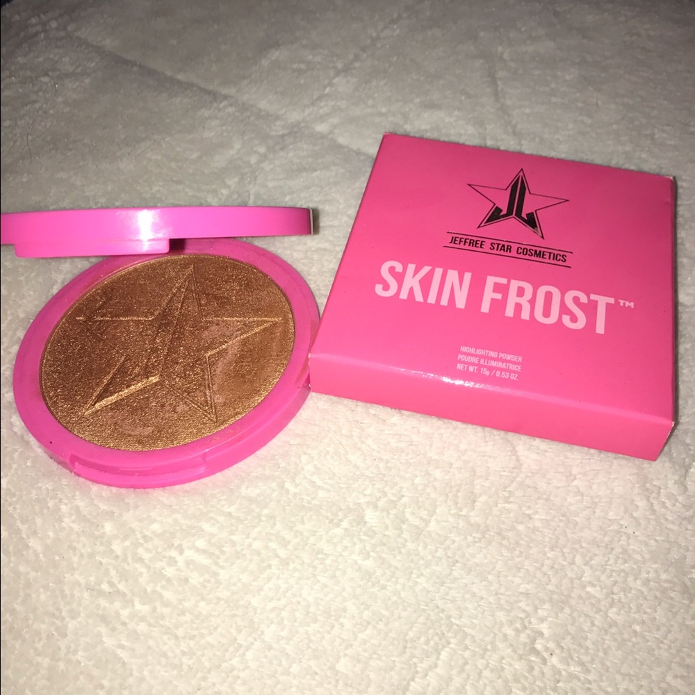 Jeffree star skin frost in Darkhorse