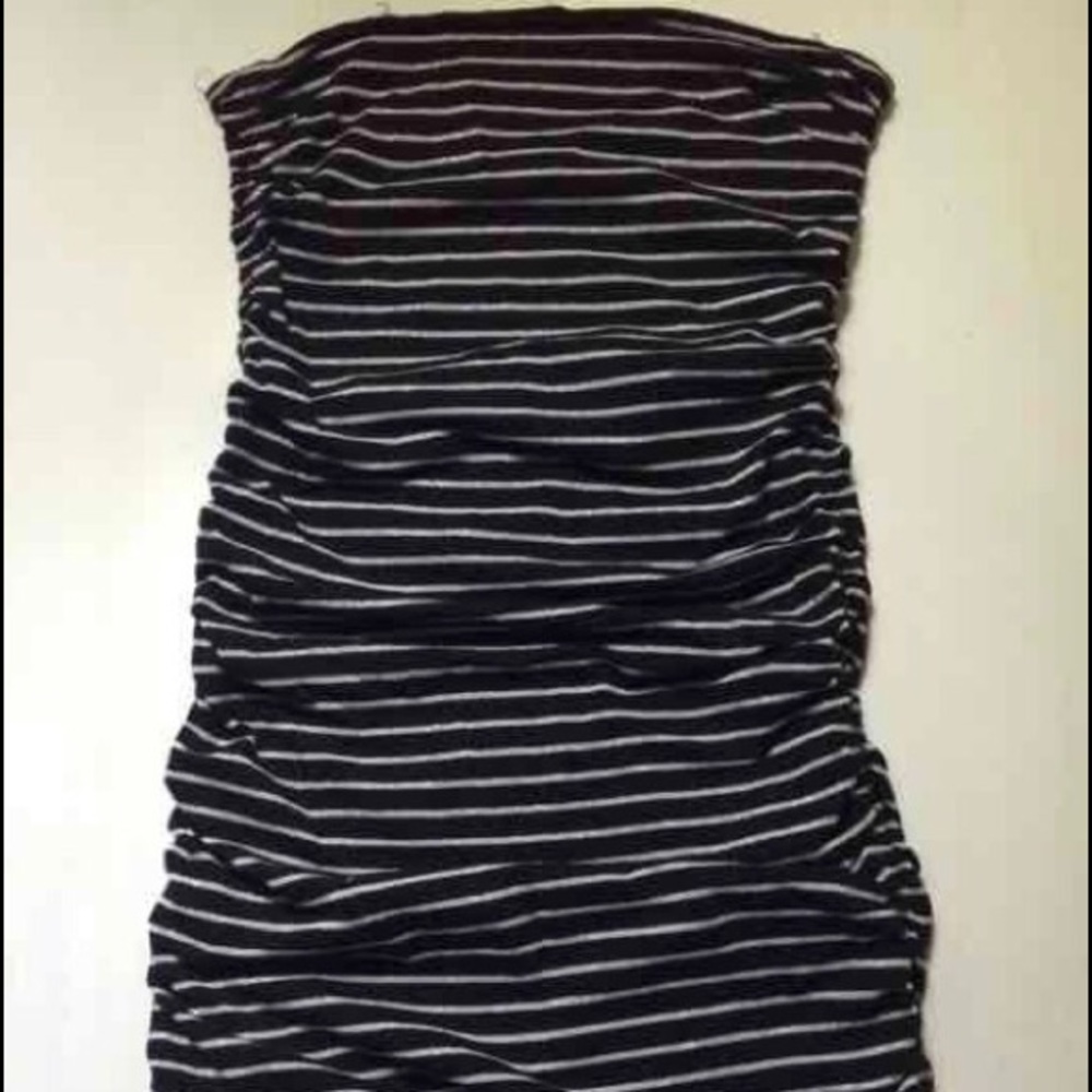 Strapless dress