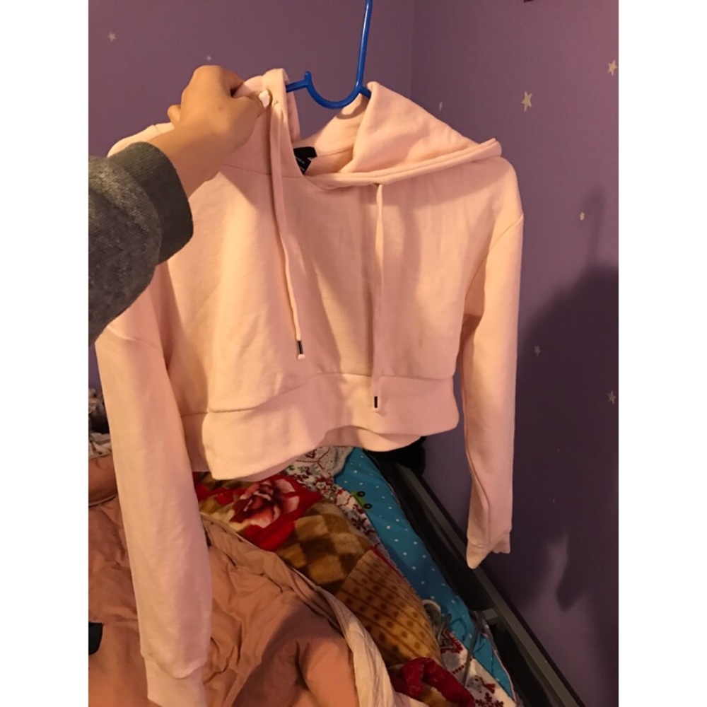 Baby pink cropped hoodie