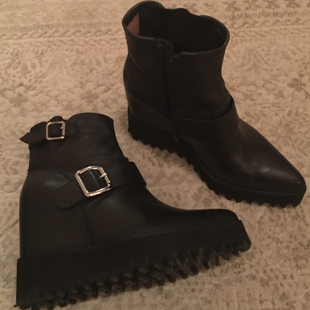 Jeffrey Campbell black platform bootie
